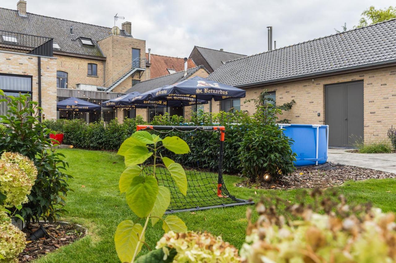 Oud Gemeentehuis Poelkapelle Exterior photo